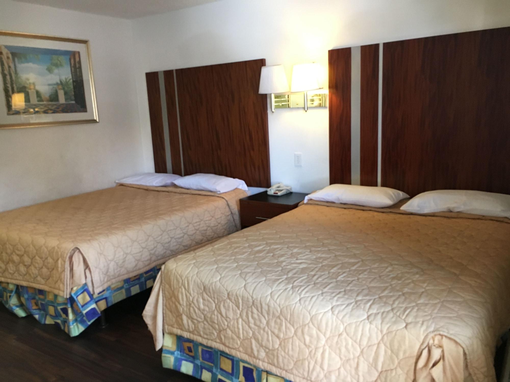 Riverside Inn & Suites Kültér fotó