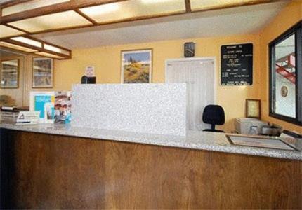 Riverside Inn & Suites Beltér fotó