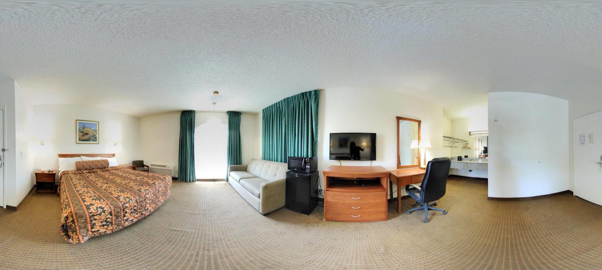 Riverside Inn & Suites Kültér fotó